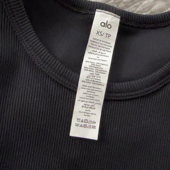 Alo Goddess Ribbed Short Sleeve Dress - Picture 4 of 5